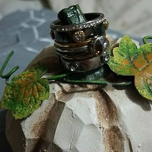 Henri Bendel stack ring